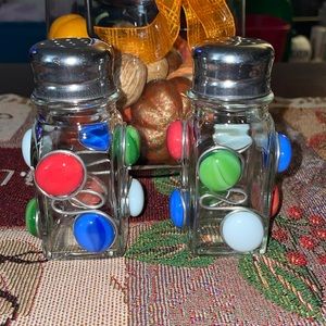 Wire Wrapped Beaded Salt n Pepper Shakers!